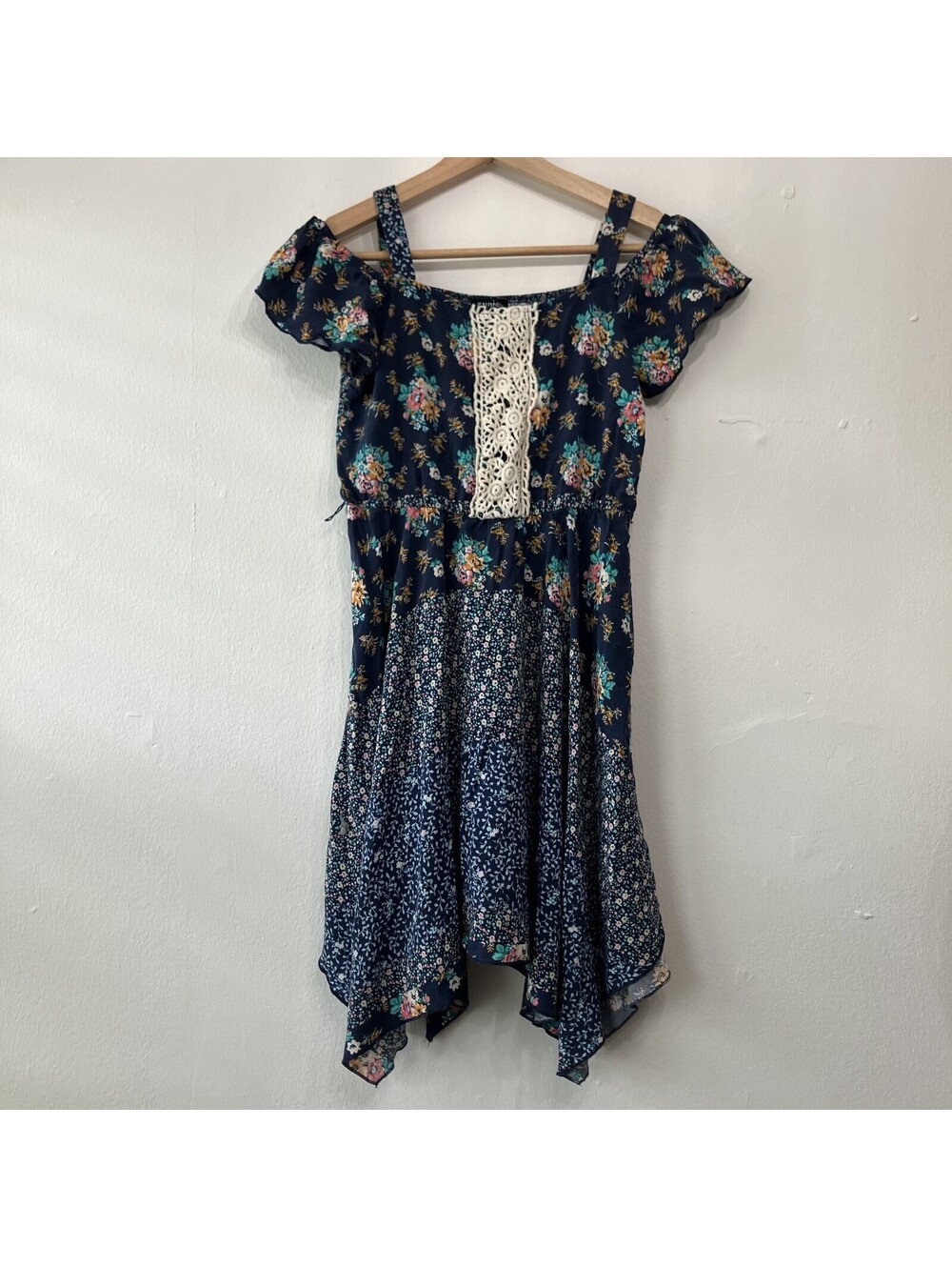 Girls Boho Fairy Dress Patchwork Lace Flutter Slv Asymmetric Handkercheif 12